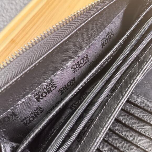 Michael Kors Wallet Black Leather Zip Around Wristlet Large High Capacity MK - Picture 9 of 10